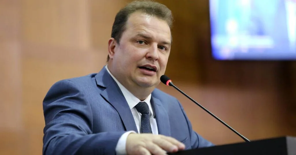 Max Russi deve levar cinco deputados e 12 prefeitos ao Podemos