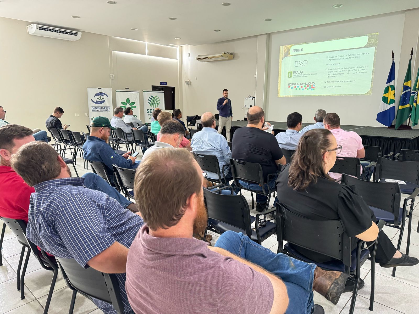CNA e Sindicato Rural de Sinop promovem reunião para discutir melhorias nas estradas vicinais da região
