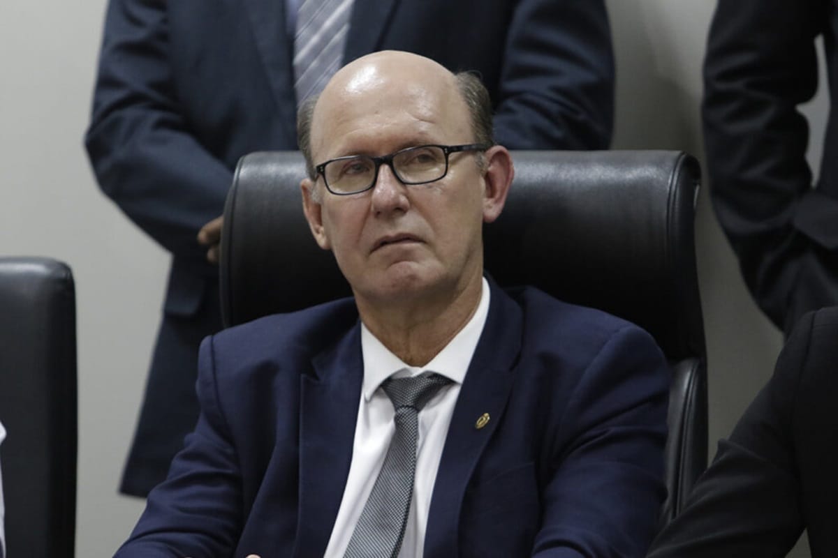 Em busca de sobrevivência, PSDB tenta federação com PODEMOS e SOLIDARIEDADE