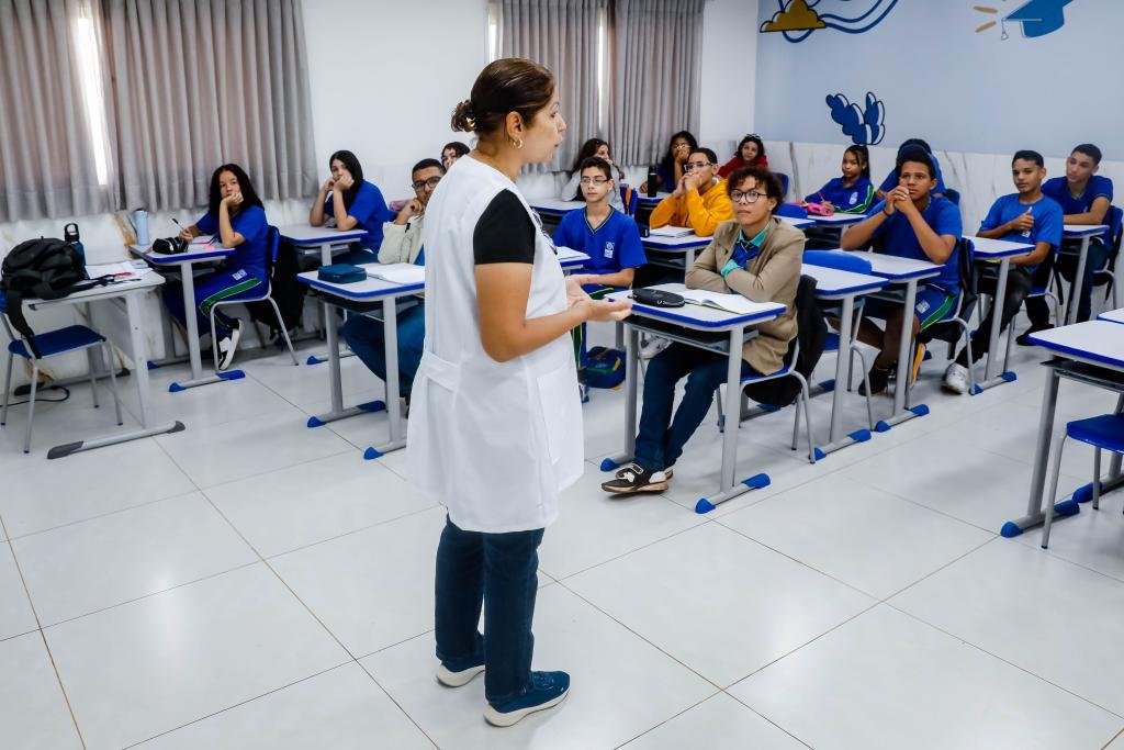 Professores da rede estadual poderão usar hora-atividade fora da escola