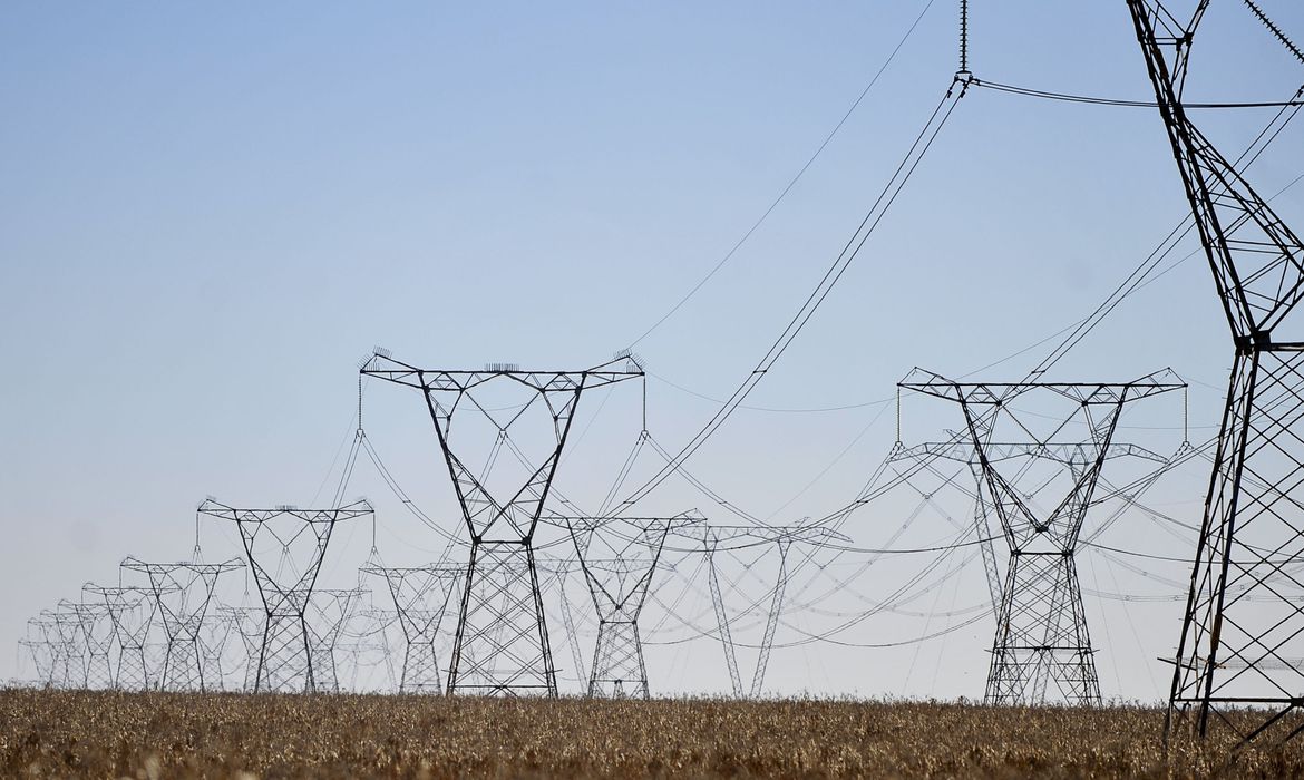 ALMT debate futuro da concessão da Energisa