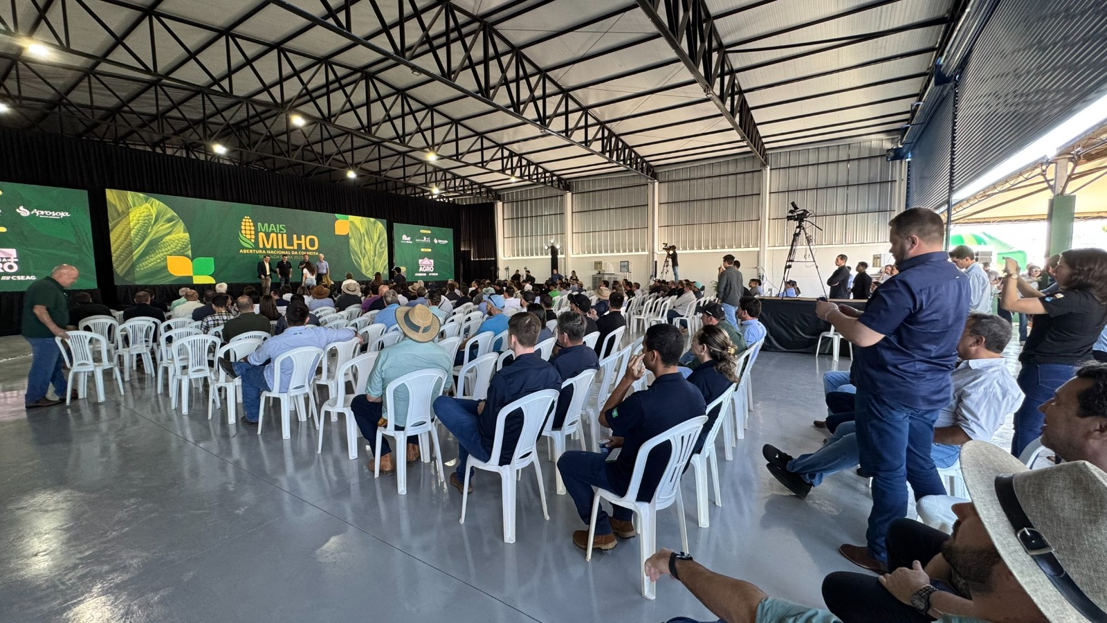 Presidente e vice do Sindicato Rural de Sinop participam da Abertura Nacional da Colheita do Milho em Sorriso