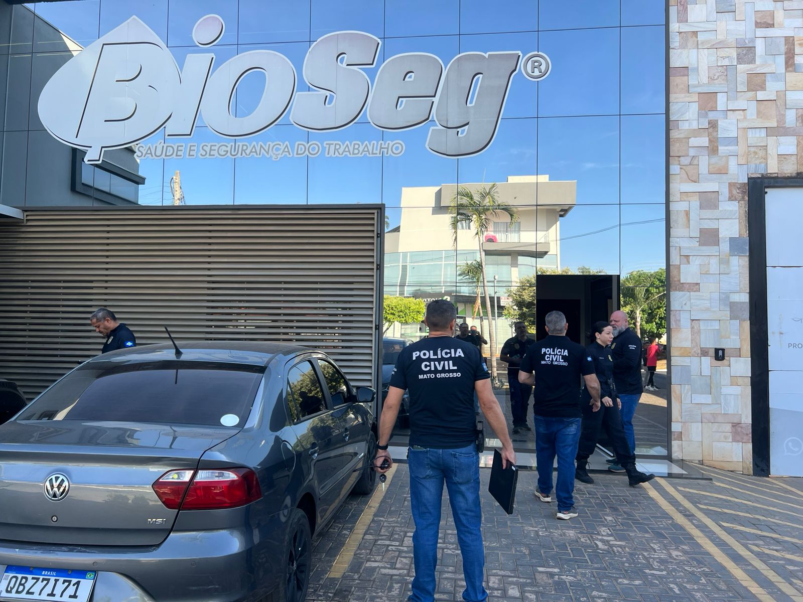 Biomédico que comandava rede de laboratórios é preso em operação que investiga fraudes em exames