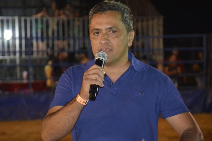Projeto do prefeito de Peixoto de Azevedo amplia 45 cargos em secretarias