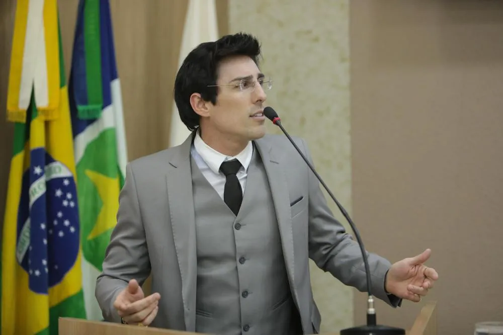 Sindicato dos Jornalistas pede sindicância contra vereador de Sinop por quebra de decoro