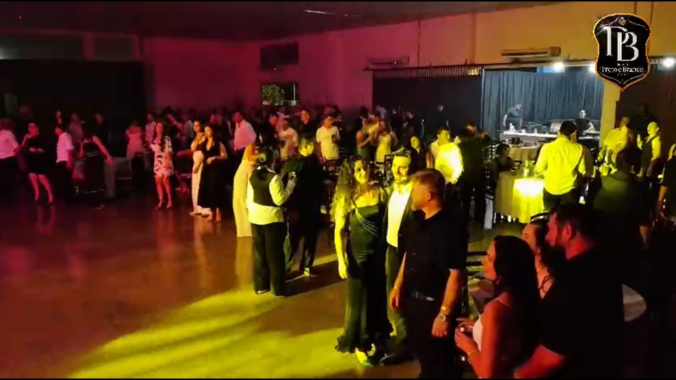 Baile Preto e Branco reúne mais de 300 pessoas e reforça compromisso social em Vera