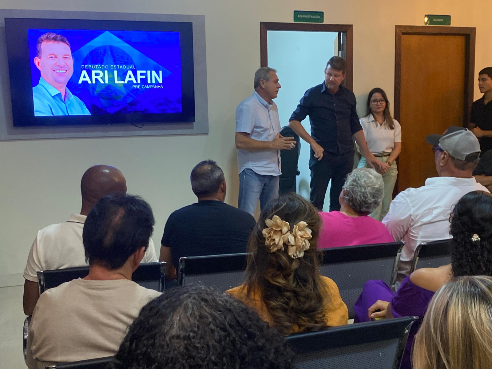 Ari Lafin se reúne com apoiadores e avança pré-campanha a deputado estadual