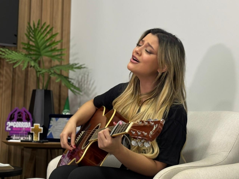 Cantora sinopense representa estado de Mato Grosso em concurso musical nacional