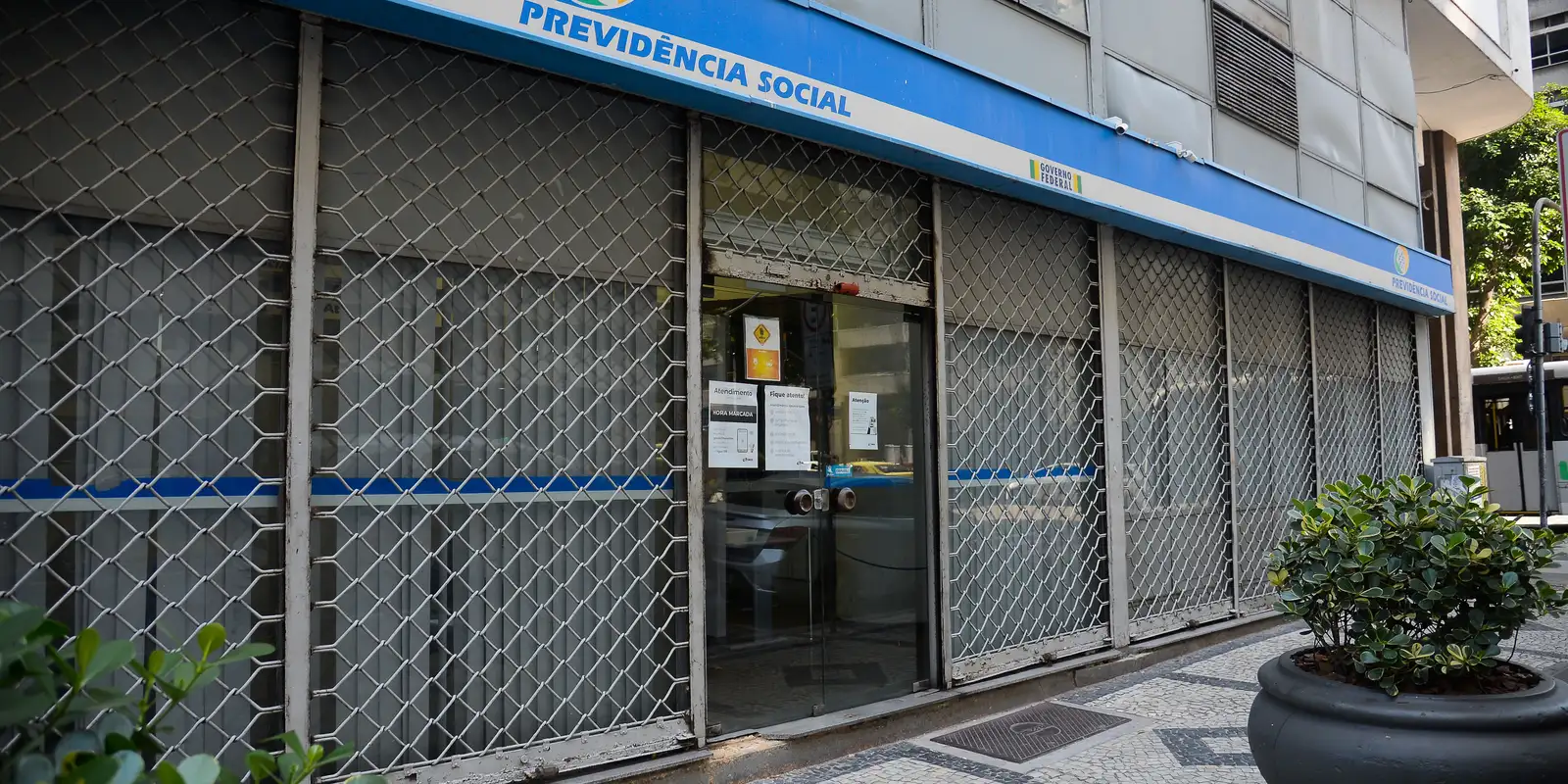 INSS: em 13 dias, fila nacional iniciou análise de 105 mil benefícios