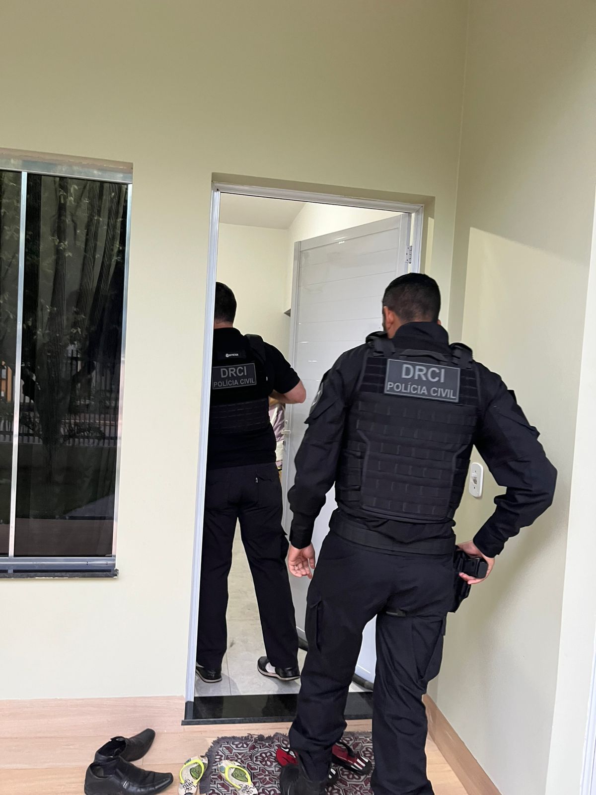 Polícia prende jovem por difundir ideologias neonazistas e racistas em MT