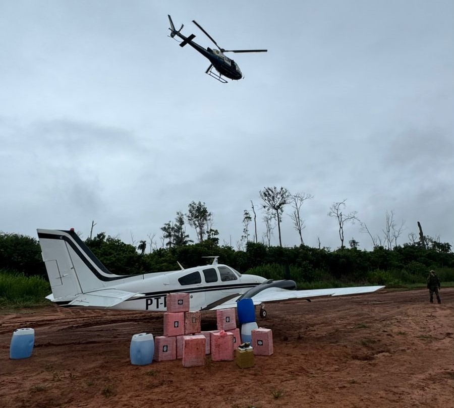 Operação conjunta apreende cerca de 500 kg de cocaína em aeronave prestes a decolar em Mato Grosso