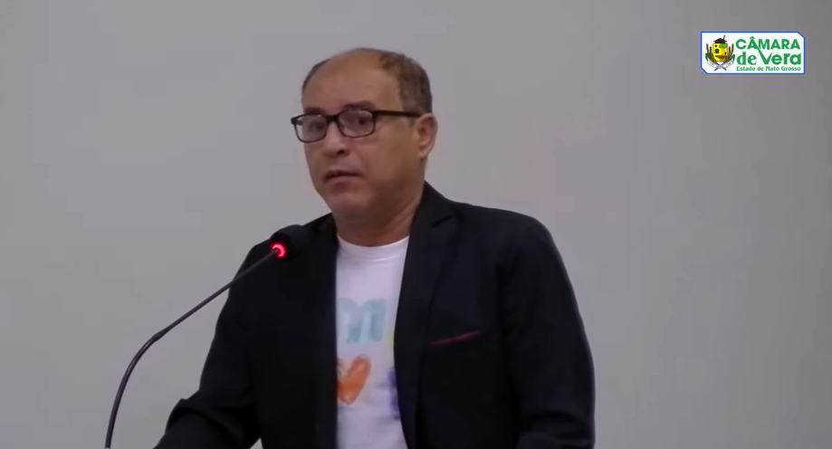 Vereador que ganha R$ 17 mil mês, cancela cadastro em programa habitacional após repercussão negativa em Vera-MT