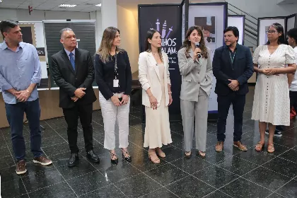Exposição no Parlamento dialoga com percepções sobre violência doméstica