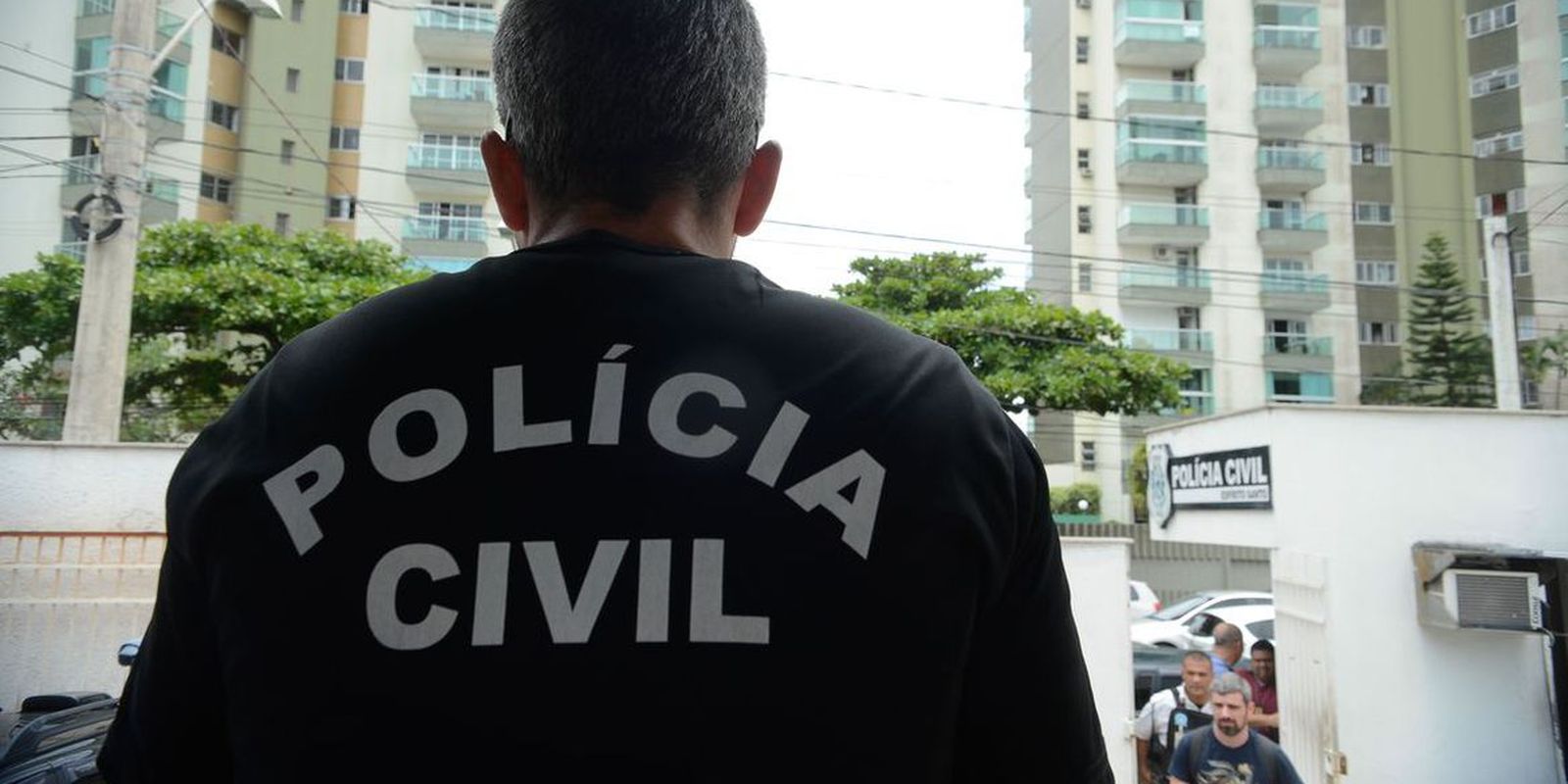 Médico e enfermeira são presos por venda irregular de emagrecedores