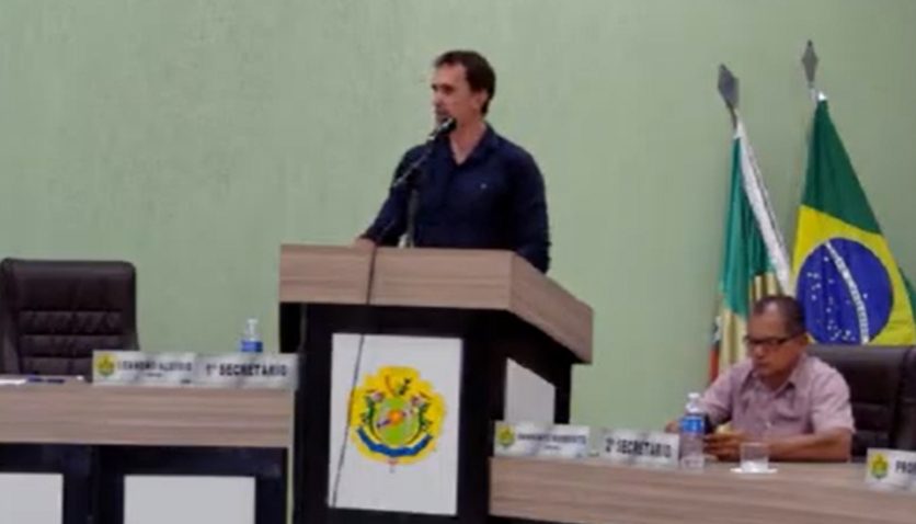 Vereador propõe devolução de recursos da Câmara à Prefeitura de Cláudia-MT para compra de uniformes