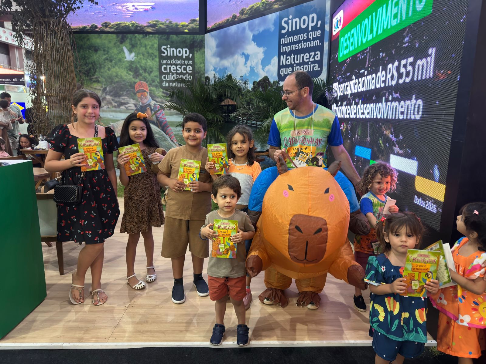 Livro infantil ensina turismo de forma lúdica e destaca atrativos de Sinop