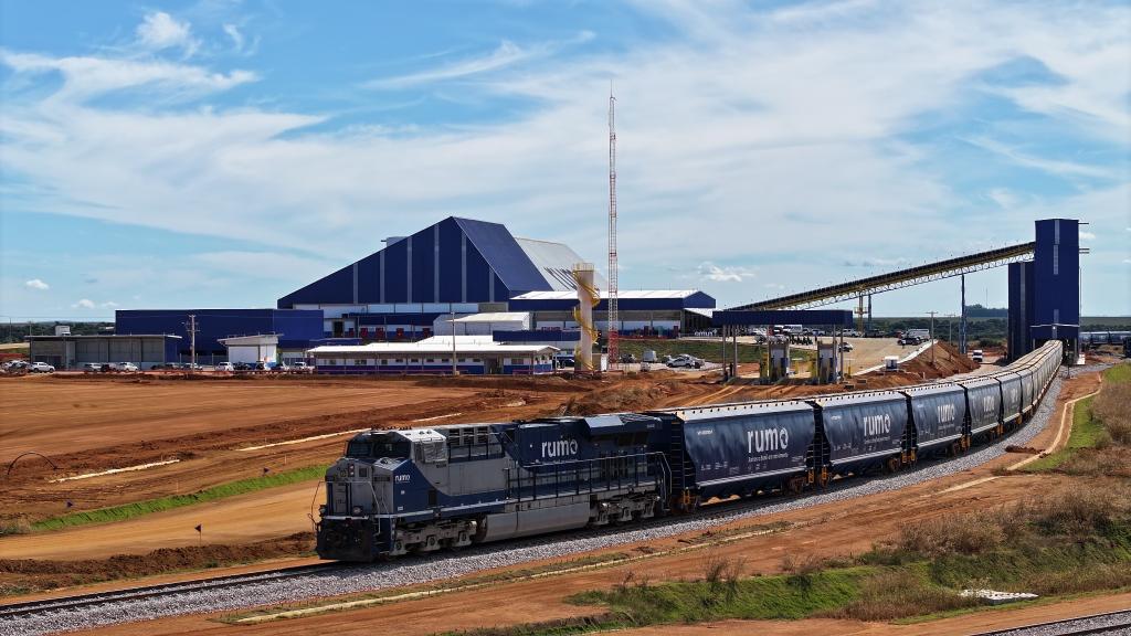 Governo de MT e Rumo inauguram 1º trecho da Ferrovia Estadual