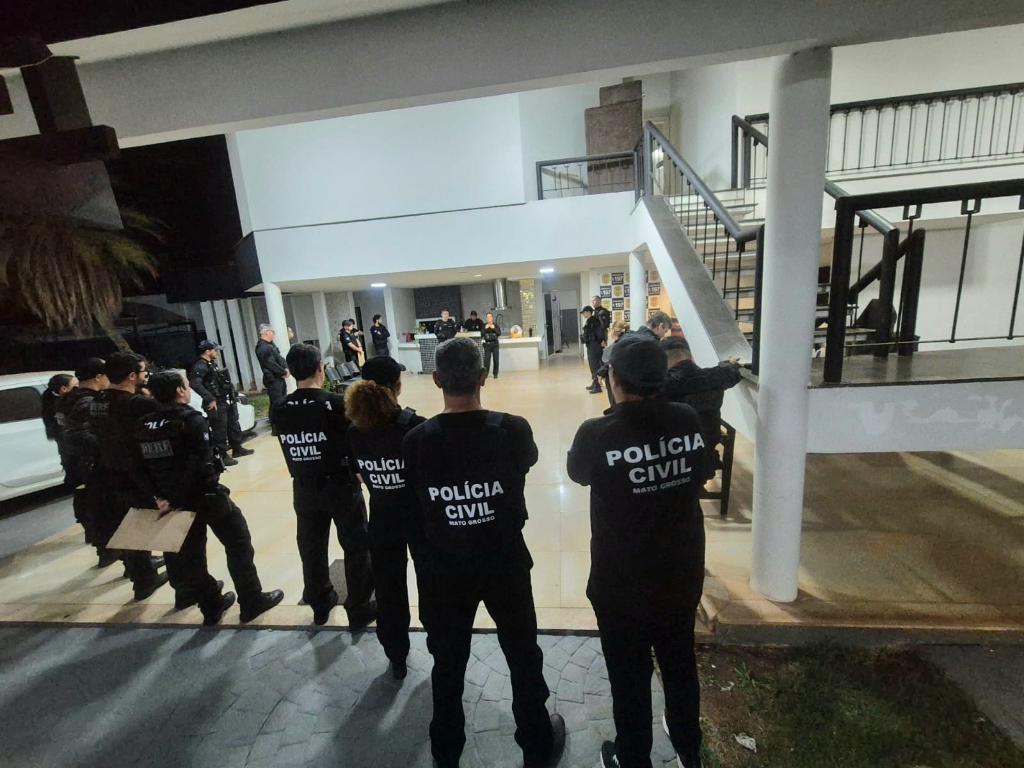 Polícia Civil deflagra operação contra facção criminosa que utilizava bingos para lavagem de dinheiro em MT