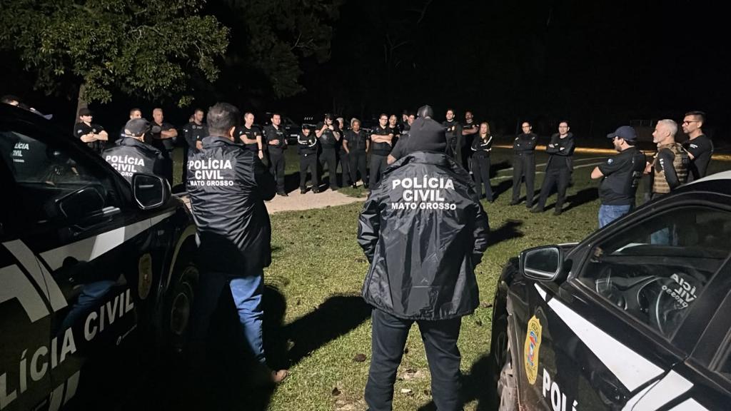 Polícia Civil cumpre 20 ordens judiciais contra investigados por tráfico de drogas em Rosário Oeste